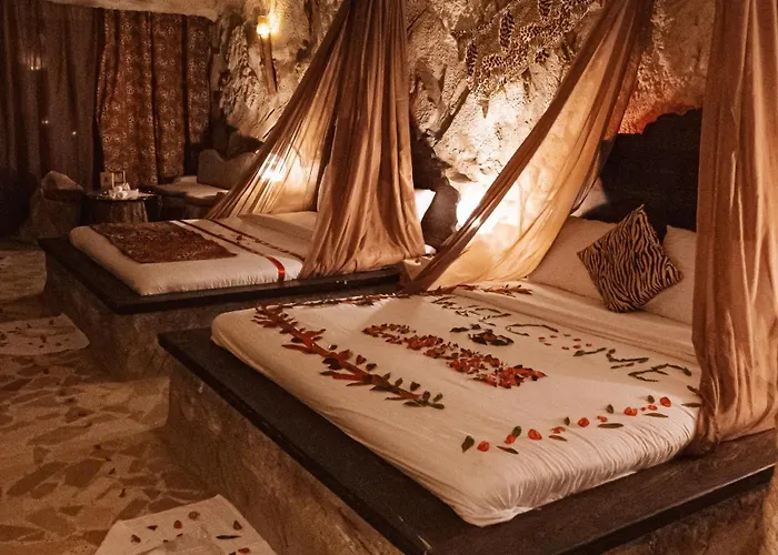 Caves Adults Only 5* Hurghada